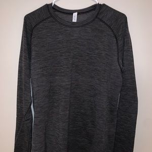 Men’s Lululemon Long Sleeve Shirt Size M